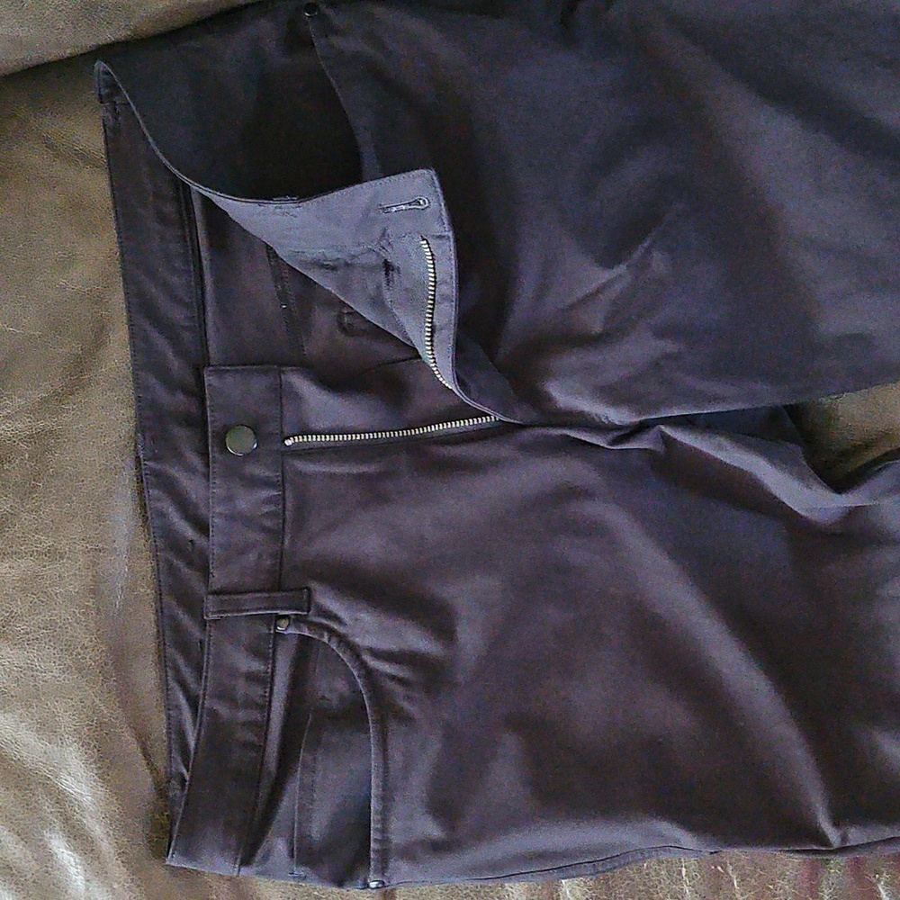 Men's Lululemon Classic Black Long Pants Size 34, 30 Inseam